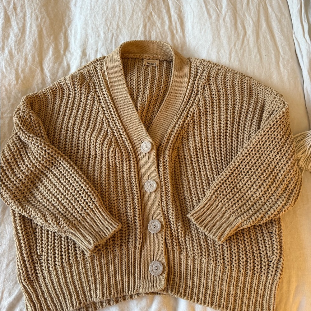 Babaa No 18 cardigan in clay pot
